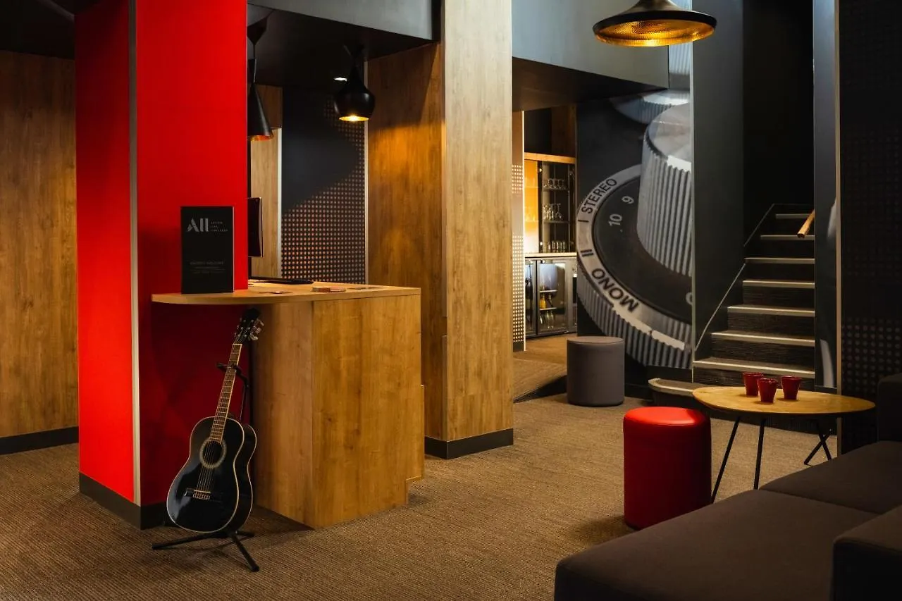 Hotel Ibis Paris Gare De L Est 10Eme Francia