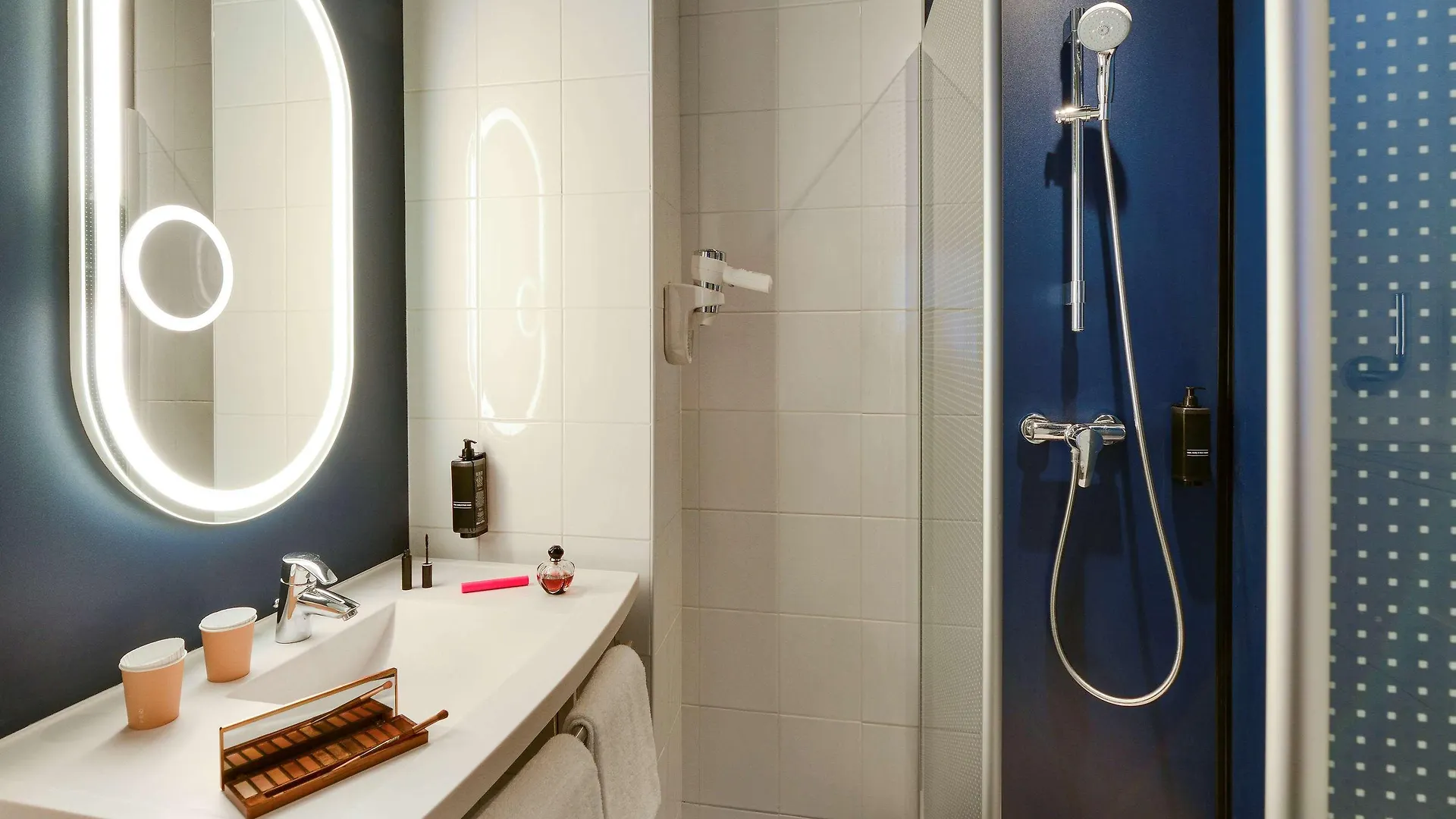 Hotel Ibis Paris Gare De L Est 10Eme