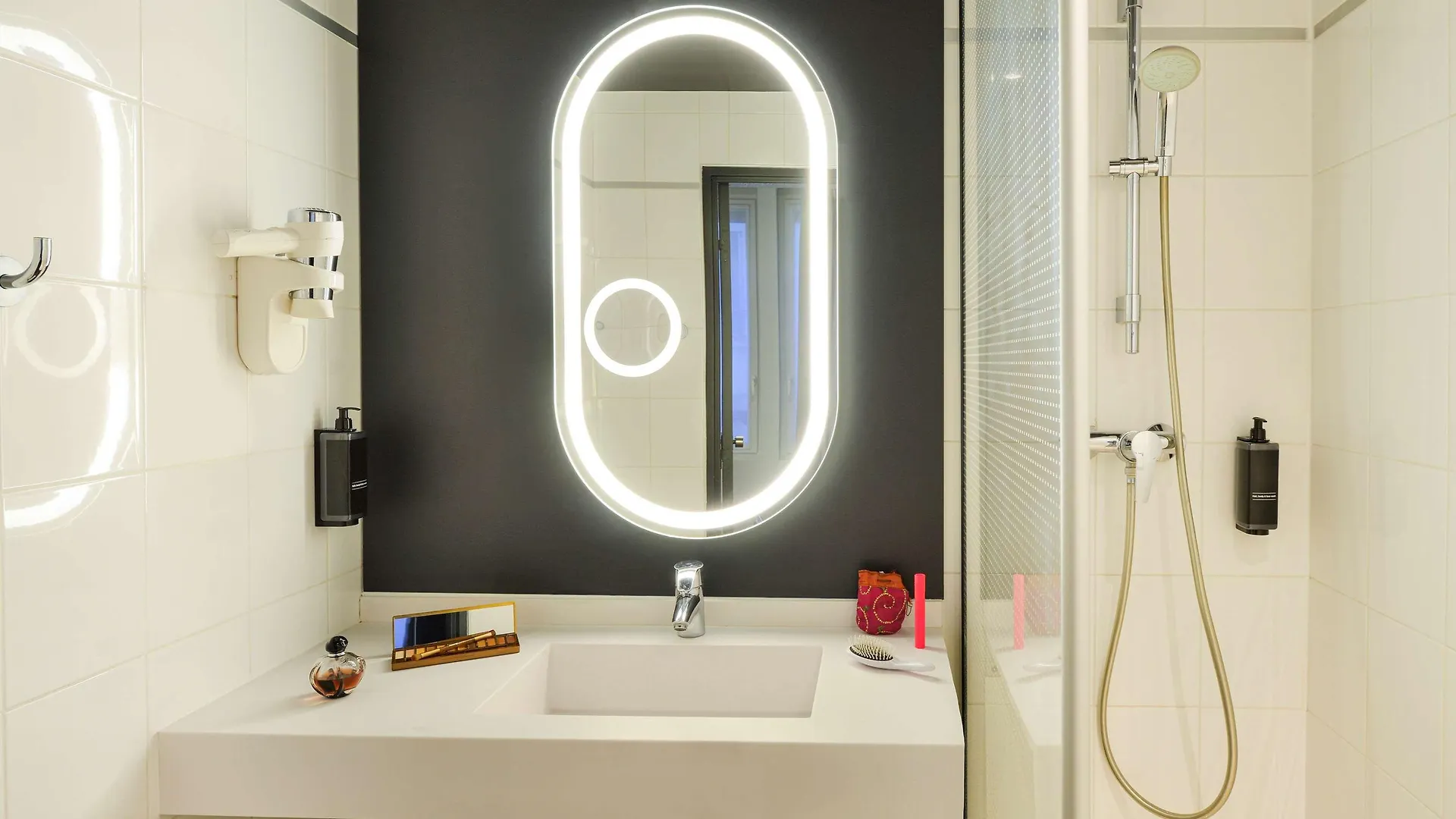 Hotel Ibis Paris Gare De L Est 10Eme