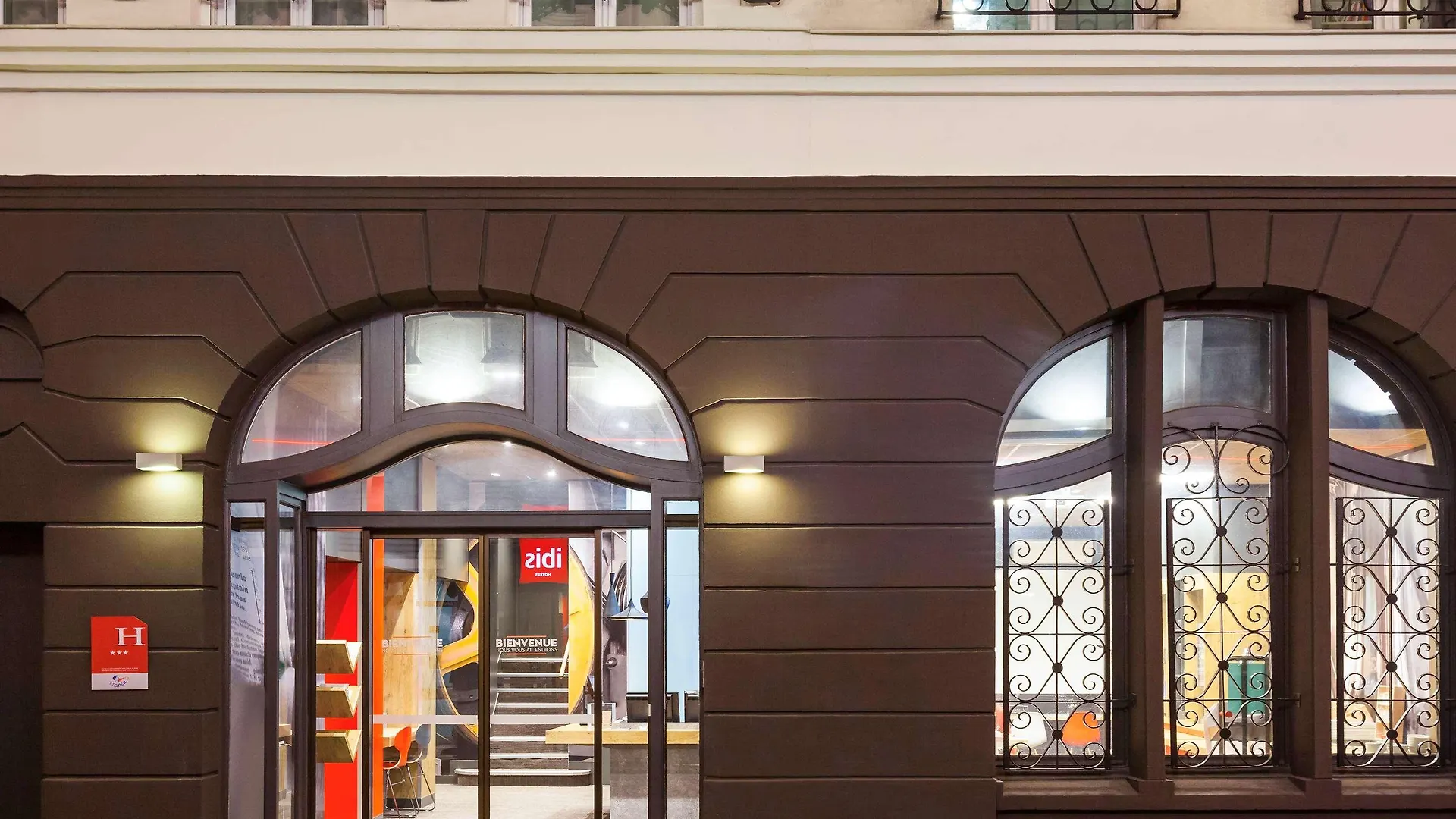 Hotel Ibis Paris Gare De L Est 10Eme 3*,  Francia