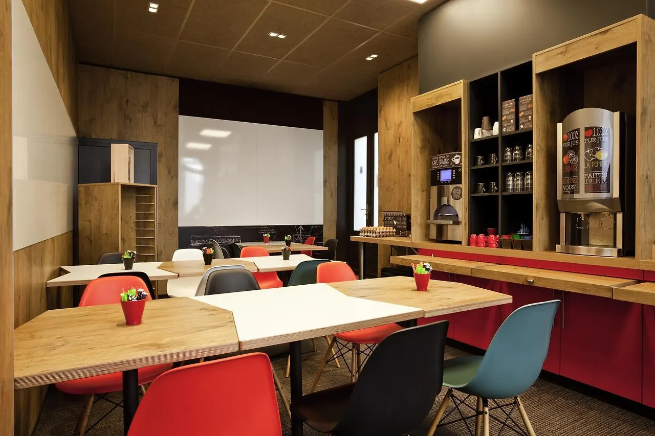 Hotel Ibis Paris Gare De L Est 10Eme